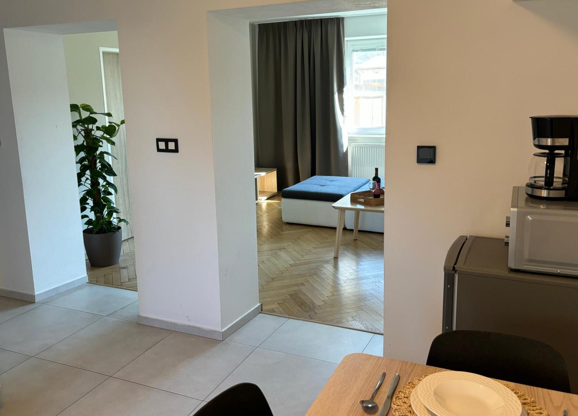 Apartman Relax Zvolen Buitenkant foto
